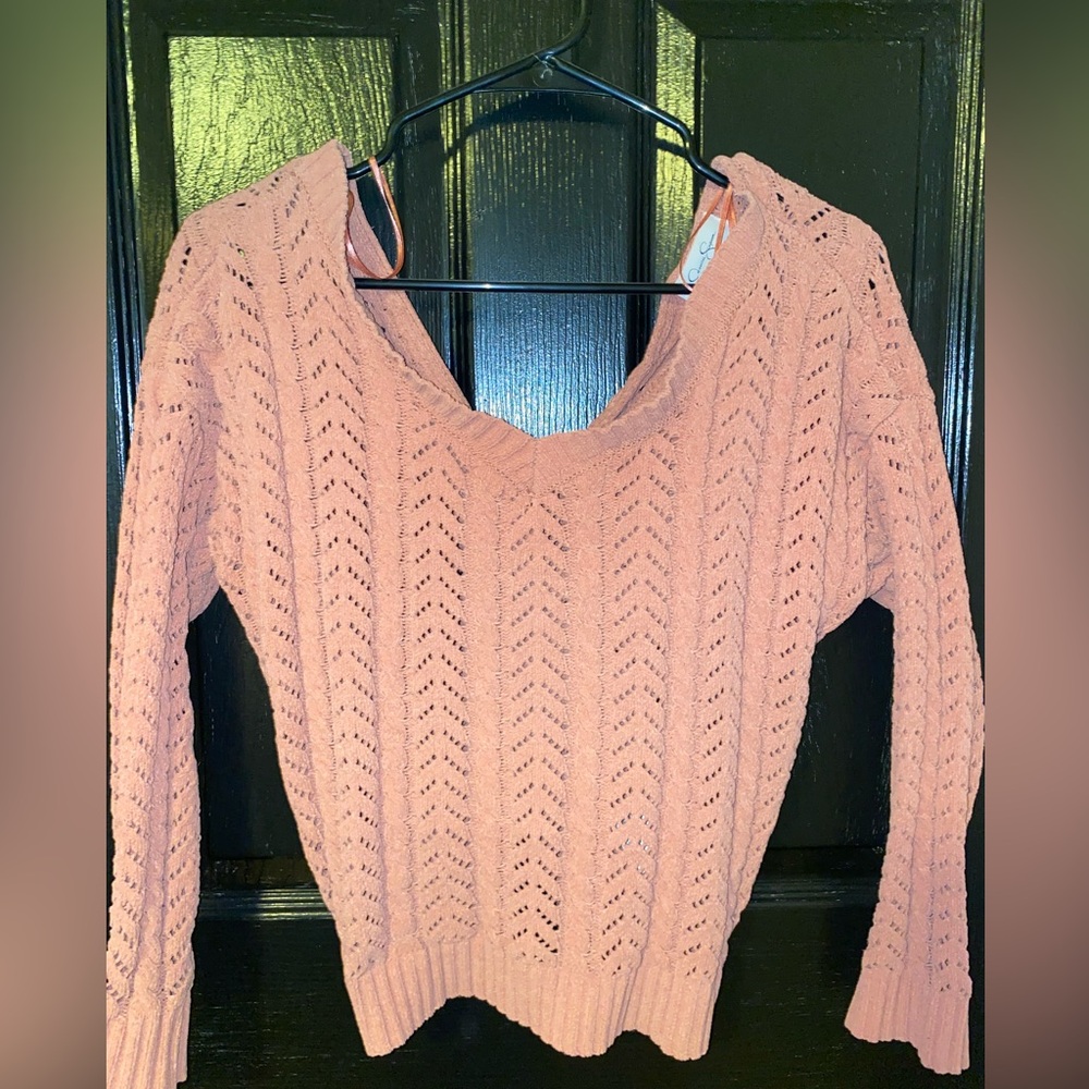 Jessica Simpson brand. Knitted twist back sweater.